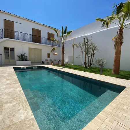 La Maison De - Piscine - *