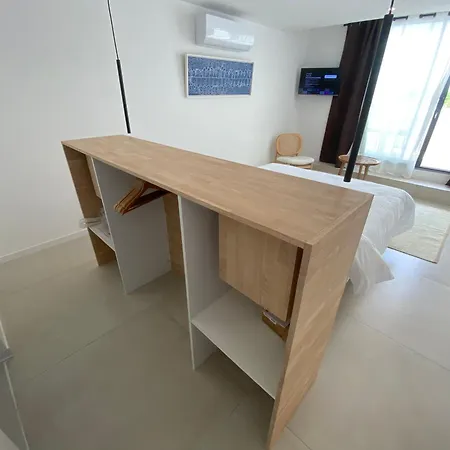 La Maison De - Piscine - *