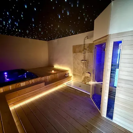 La Maison De - Piscine - Bed & Breakfast Sete